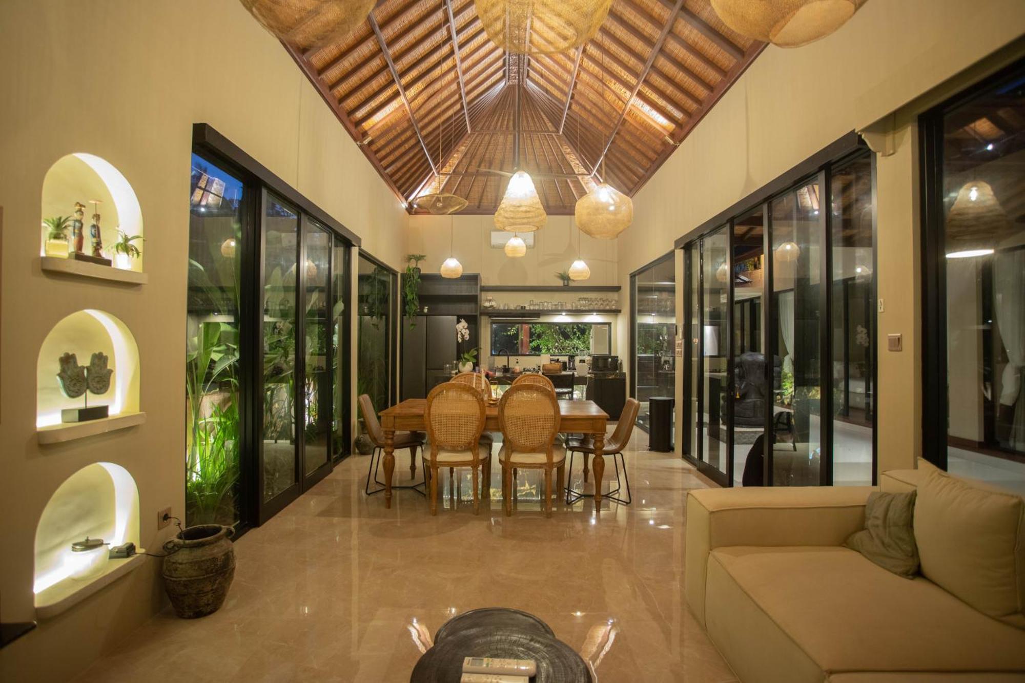 Adi Laxmi Villa Ubud Экстерьер фото
