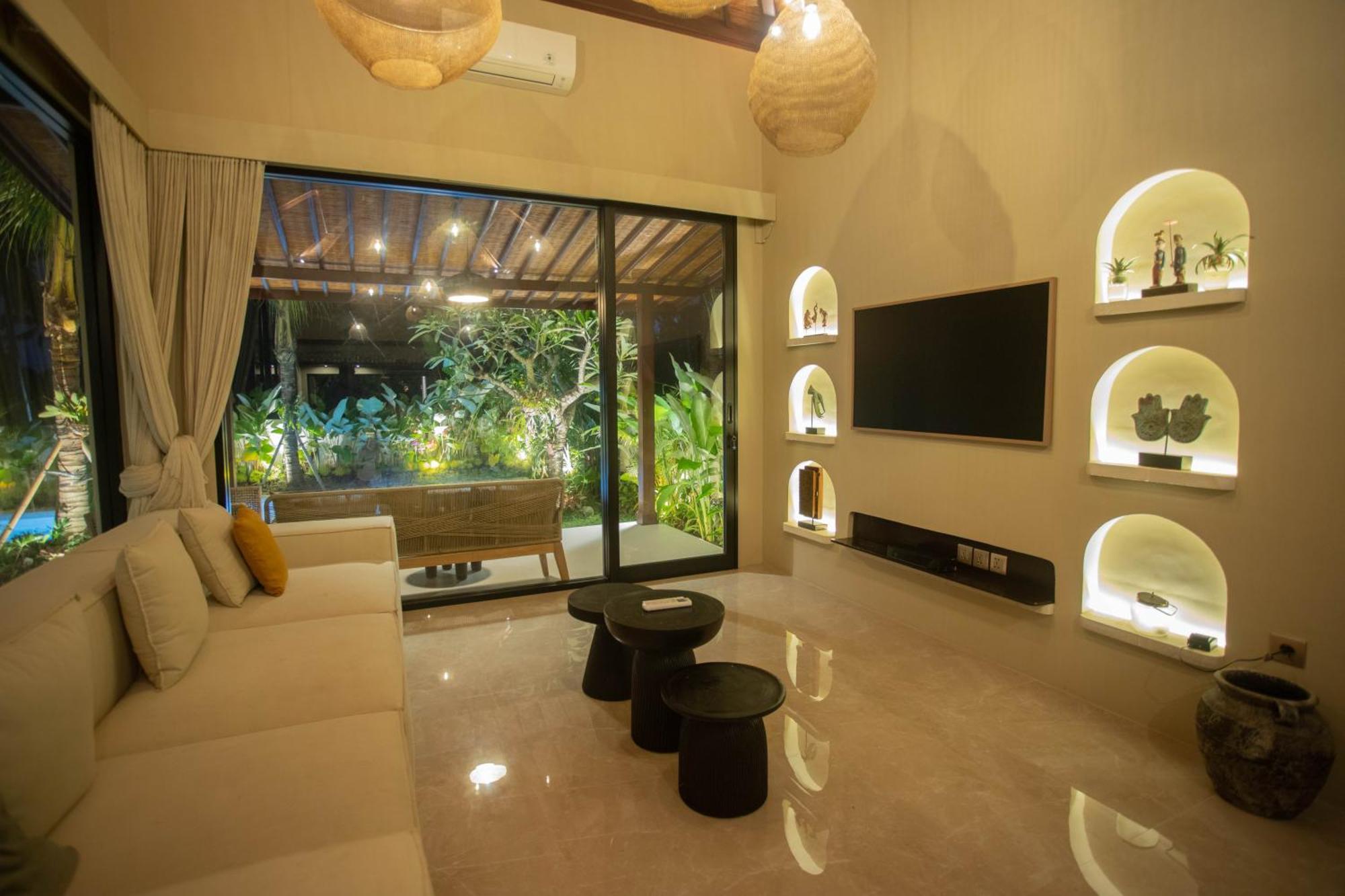 Adi Laxmi Villa Ubud Экстерьер фото